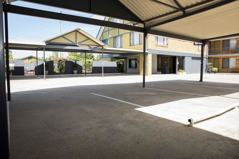 Coastal Bay Motel - Accommodation Burleigh 39