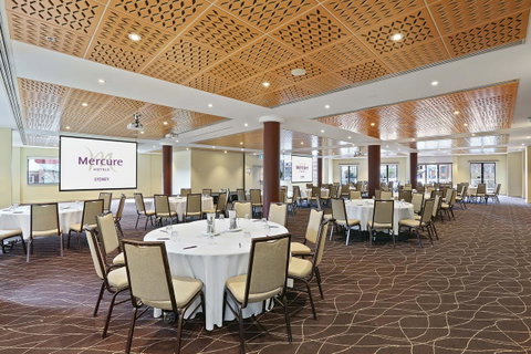 Mercure Sydney - Accommodation Burleigh 31