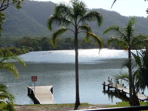 Pelican H2O One & Two Bedroom Apartments - Accommodation Burleigh 2