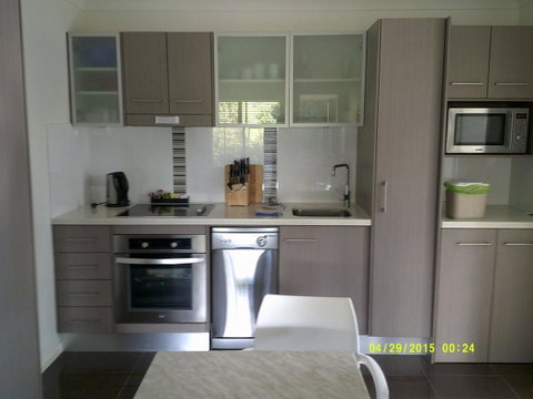 Pelican H2O One & Two Bedroom Apartments - Accommodation Burleigh 16