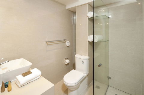 Best Western Plus Hotel Stellar - Accommodation Burleigh 1