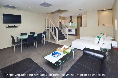 Best Western Plus Hotel Stellar - Accommodation Burleigh 35