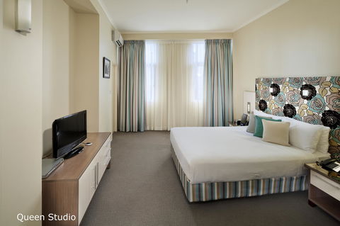 Best Western Plus Hotel Stellar - Accommodation Burleigh 13