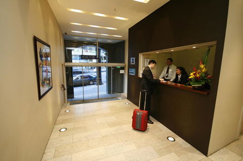 Best Western Plus Hotel Stellar - Accommodation Burleigh 33