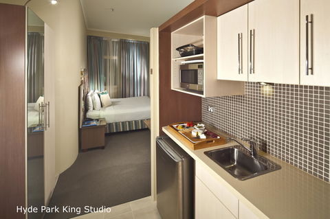 Best Western Plus Hotel Stellar - Accommodation Burleigh 17