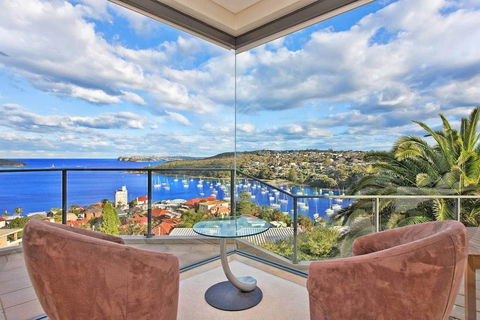 STUNNING MANLY VIEWS - Accommodation Burleigh 0