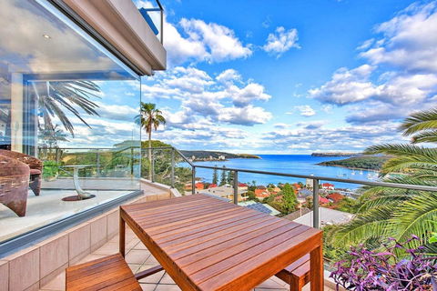 STUNNING MANLY VIEWS - Accommodation Burleigh 6