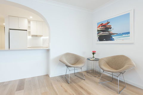 Right On Bondi - Accommodation Burleigh 5