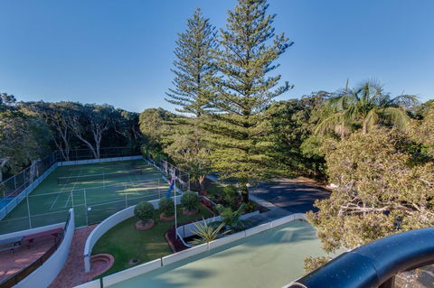 Pacific Towers Beach Resort - Accommodation Burleigh 26