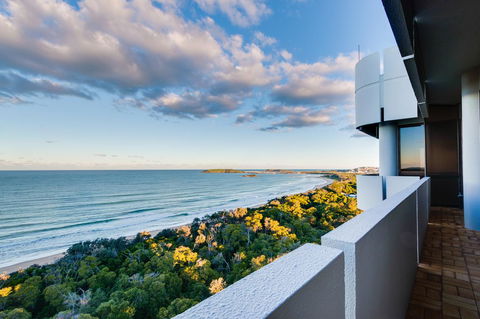 Pacific Towers Beach Resort - Accommodation Burleigh 11