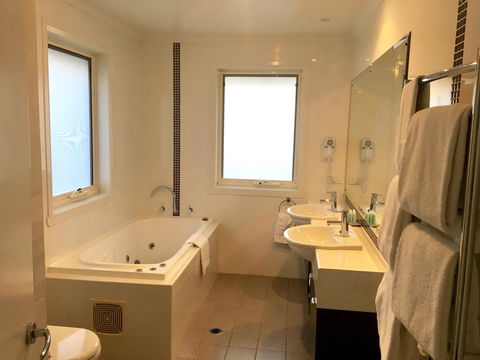 Encore Apartments - Accommodation Burleigh 3