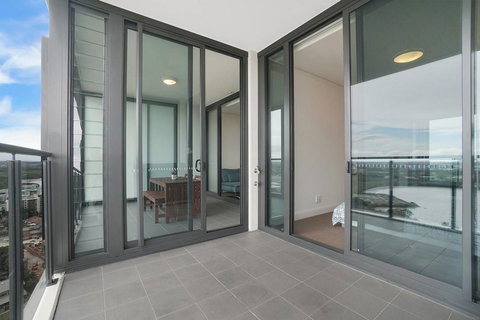 Cozy Apartment With Water View Plus Winter Garden - Accommodation Burleigh 5