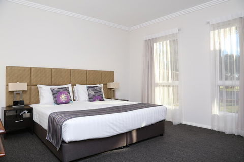 Best Western Plus Bolton On The Park - Accommodation Burleigh 19