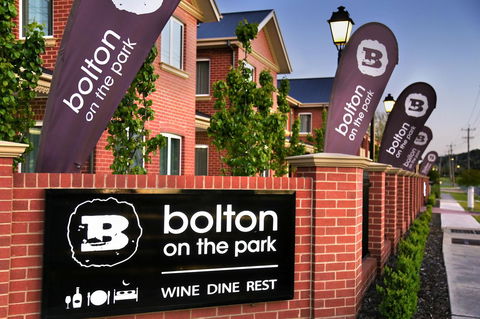 Best Western Plus Bolton On The Park - Accommodation Burleigh 2