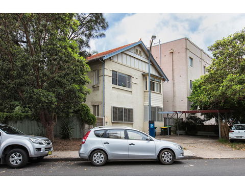Large, Stylish And Quiet Penthouse Steps From Surf - Accommodation Burleigh 23
