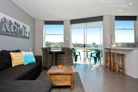 Gorgeous Coogee Views 2 Beds WT21 - Accommodation Burleigh 8