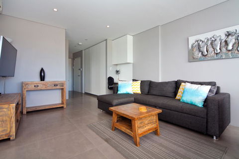 Gorgeous Coogee Views 2 Beds WT21 - Accommodation Burleigh 12