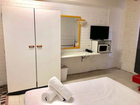 Marco Polo Motor Inn Sydney - Accommodation Burleigh 2