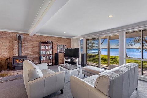 Foreshore Drive, 123, Sandranch - Accommodation Burleigh 1