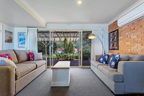 Foreshore Drive, 123, Sandranch - Accommodation Burleigh 6