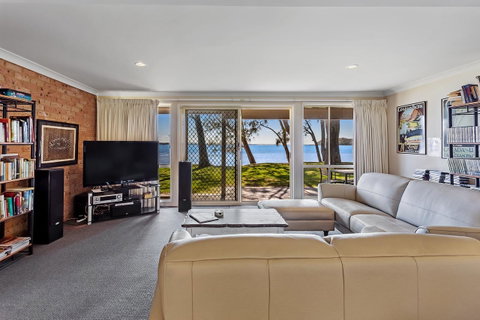 Foreshore Drive, 123, Sandranch - Accommodation Burleigh 2