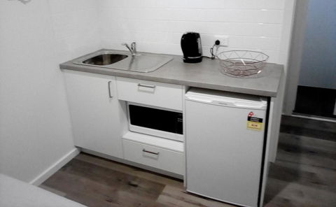Appin Village Motel - Accommodation Burleigh 2