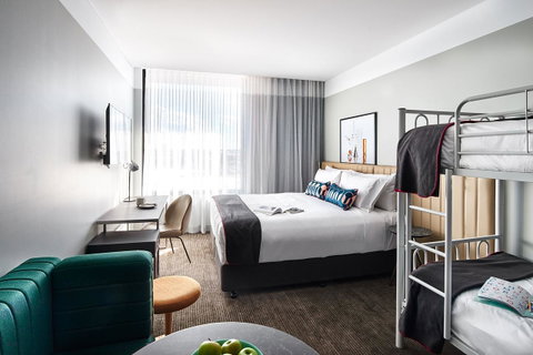 Veriu Green Square - Accommodation Burleigh 4