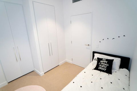 Two Bedroom Darling Harbour Apt Chinatown CBD UTS - Accommodation Burleigh 32
