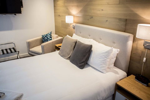 Crown Hotel Surry Hills - Accommodation Burleigh 21
