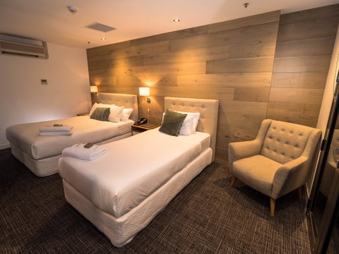 Crown Hotel Surry Hills - Accommodation Burleigh 9