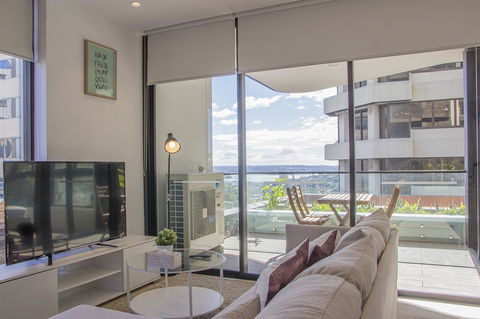 Cozy Apartment With Harbour Bridge View In Bondi - Accommodation Burleigh 1