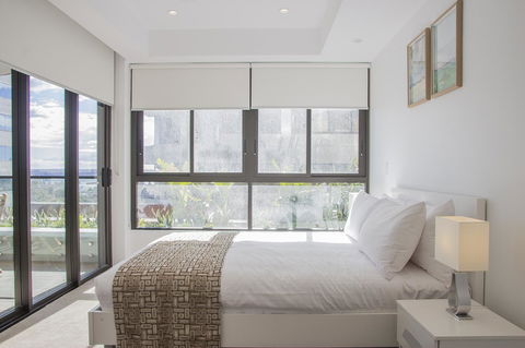 Cozy Apartment With Harbour Bridge View In Bondi - Accommodation Burleigh 5