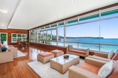 The Oriana - Accommodation Burleigh 6