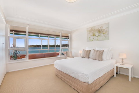 The Oriana - Accommodation Burleigh 5