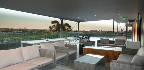 Studio 8 Residences - Adults Only - Accommodation Burleigh 7