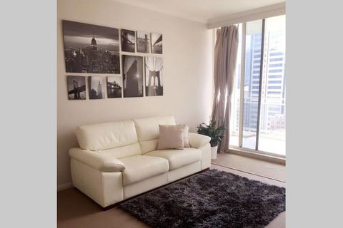Kent CBD Apartment - Accommodation Burleigh 5