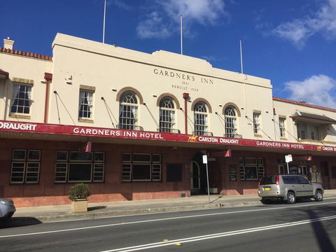 Gardners Inn Hotel - Accommodation Burleigh 13
