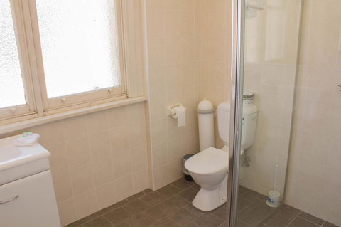 Gardners Inn Hotel - Accommodation Burleigh 39
