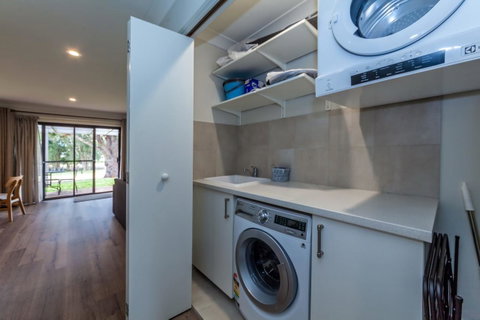 Horizons Retreat & Golf, Villa 133 - Accommodation Burleigh 15