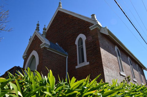The Old Saddlery - Accommodation Burleigh 15