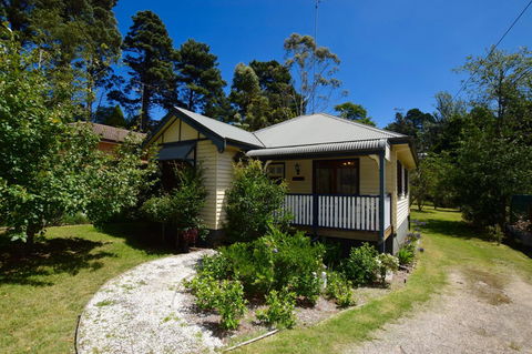 Allegra Cottage Of Leura - Accommodation Burleigh 11