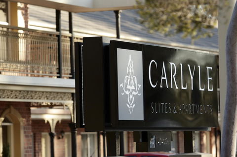 Carlyle Suites & Apartments - Accommodation Burleigh 13