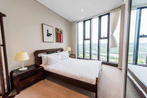 180Â° Water View Three Bedroom (wooden Furniture) - Accommodation Burleigh 18