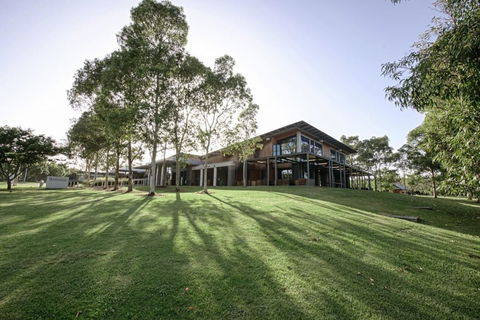 180Â° Water View Three Bedroom (wooden Furniture) - Accommodation Burleigh 13