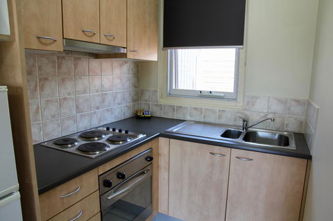 Tumut Apartments - Accommodation Burleigh 7