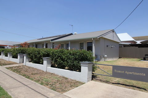 Tumut Apartments - Accommodation Burleigh 14