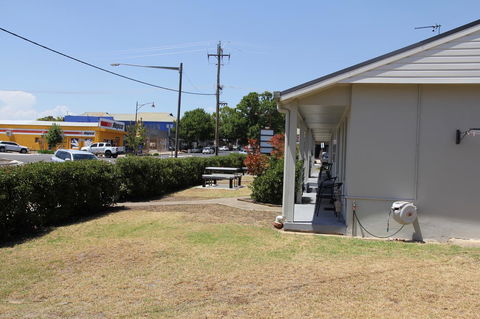 Tumut Apartments - Accommodation Burleigh 20