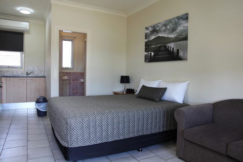 Tumut Apartments - Accommodation Burleigh 3