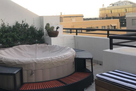 Darling Harbour Penthouse Views+Jacuzzi - Accommodation Burleigh 14
