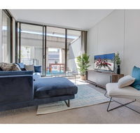 Walk to the convention centre casino city - Accommodation Burleigh